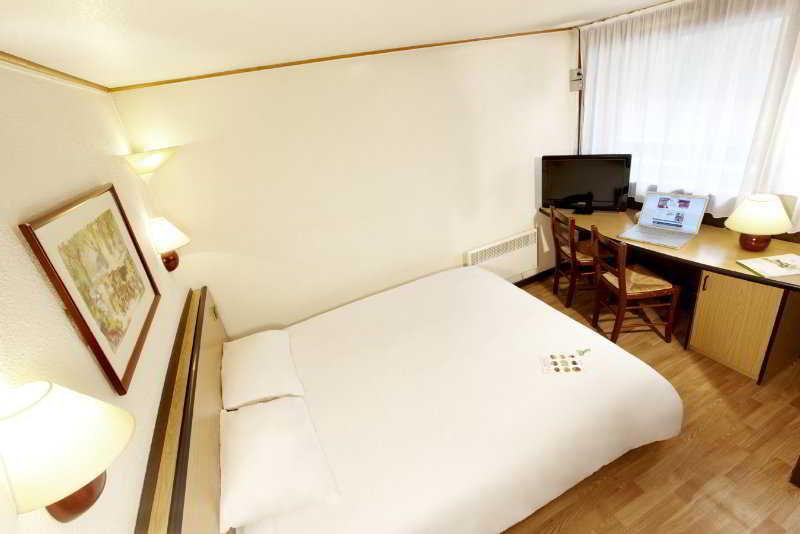 Kyriad Direct Marseille Ouest - Martigues Esterno foto
