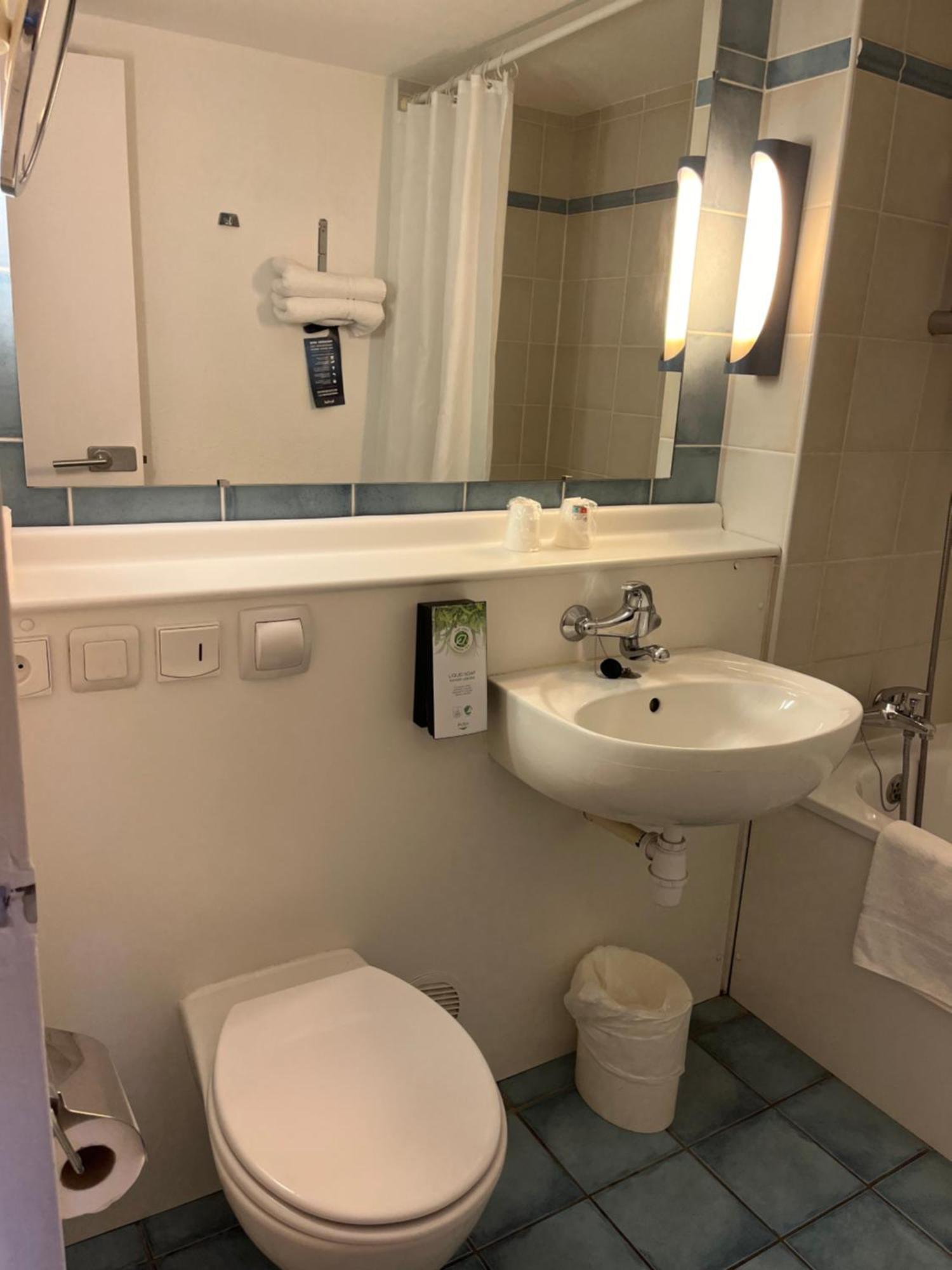 Kyriad Direct Marseille Ouest - Martigues Esterno foto
